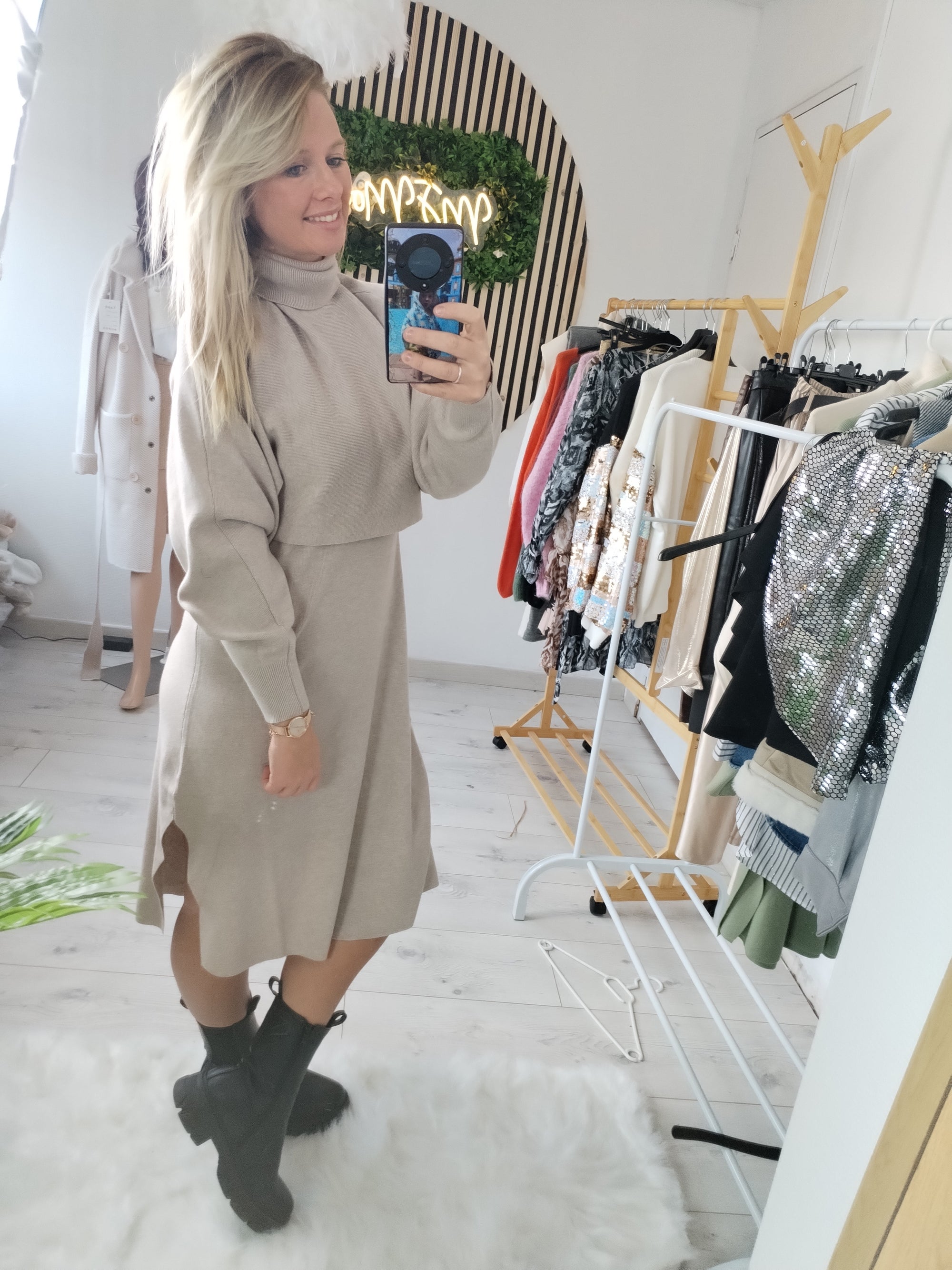 ROBE PULL TAUPE